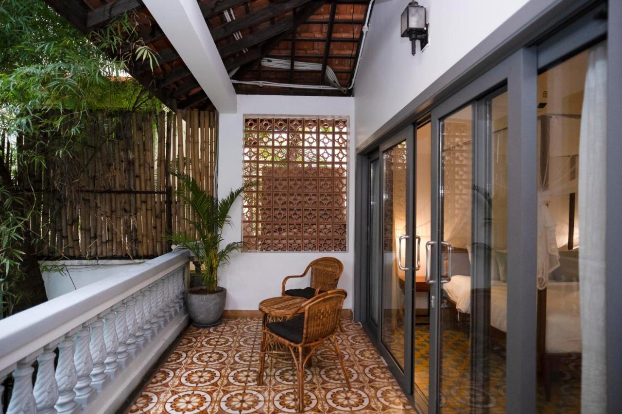 Jungle Addition Hotel 4*