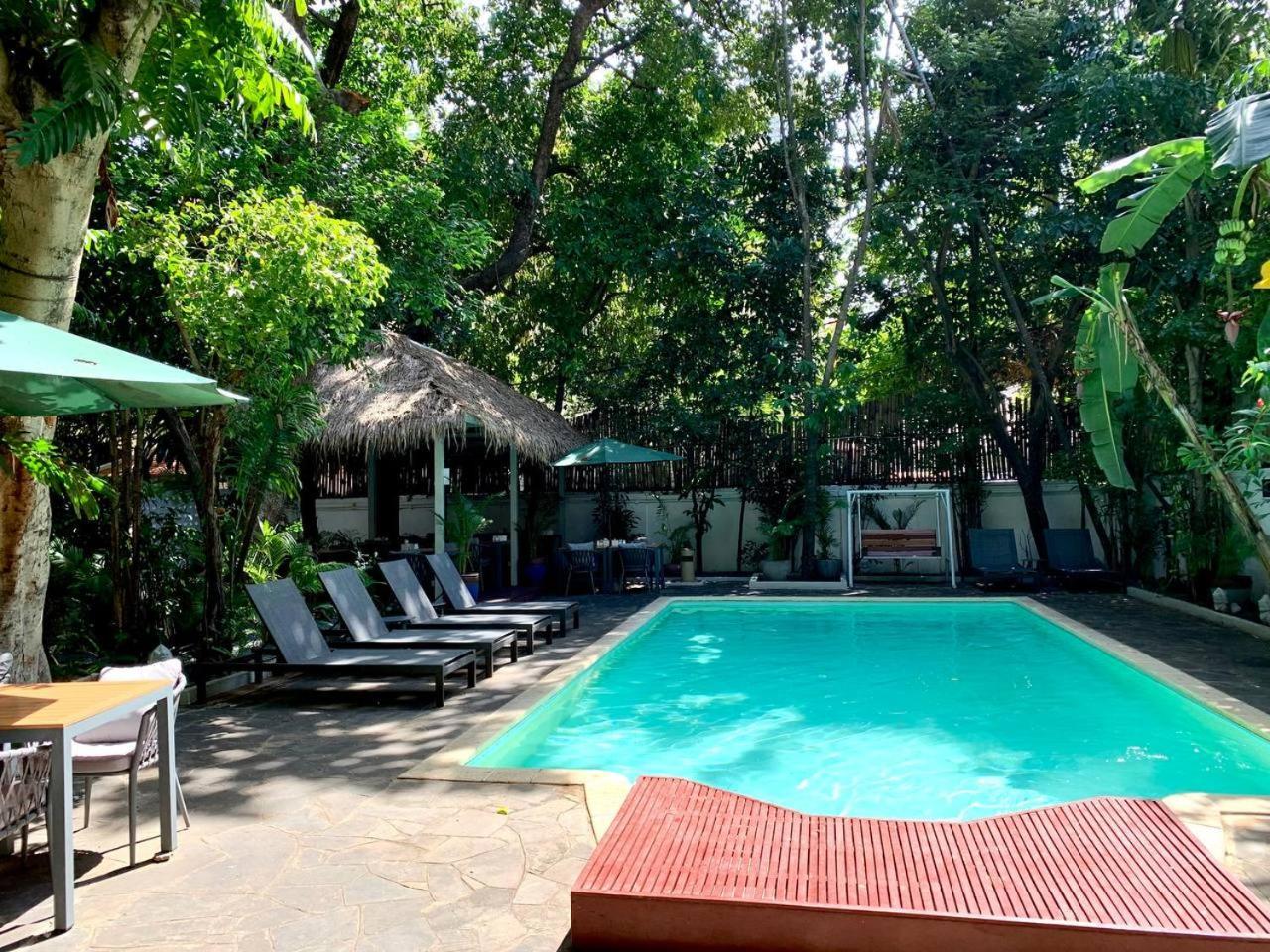 Jungle Addition Hotel
